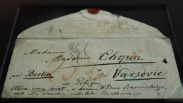 W 2011 roku do zbiorów Muzeum Fryderyka Chopina w Warszawie przekazano kolekcję 47 cennych dokumentów. Wśród nich znalazło się 6 listów Chopina uznawanych do tej pory za zaginione. Fot. PAP/Radek Pietruszka