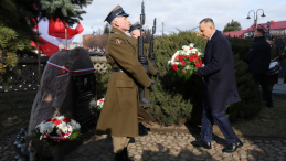 Prezydent Karol Nawrocki uczcił pamięć por. Franciszka Majewskiego, Żołnierza Wyklętego. Fot. PAP/Paweł Supernak