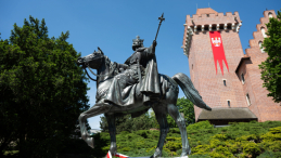 Uroczystość odsłonięcia pomnika króla Przemysła II w Poznaniu. Fot. PAP/Jakub Kaczmarczyk