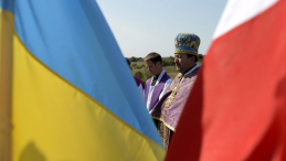 Duchowny ukraińskiej Cerkwi Prawosławnej podczas uroczystości w rocznicę zbrodni UPA w Hucie Pieniackiej. Fot. PAP/Darek Delmanowicz