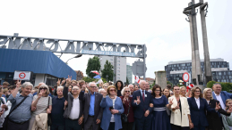 31 sierpnia 2026 - uroczystości z okazji 46. rocznicy podpisania Porozumień Sierpniowych pod bramą Stoczni Gdańskiej. Fot. PAP/Adam Warżawa