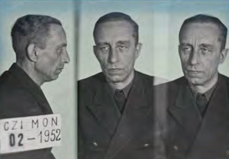 Kmdr Jerzy Staniewicz - zdjęcie wykonane w areszcie śledczym w Warszawie. Źródło: Archiwum IPN 
