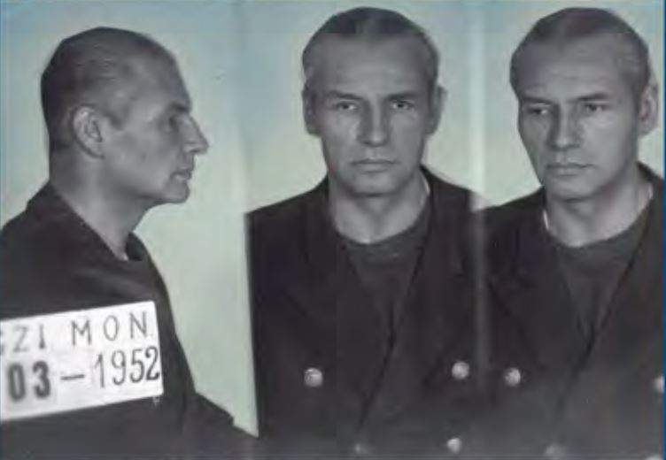 Kmdr por. Kazimierz Kraszewski - zdjęcie wykonane w areszcie śledczym w Warszawie. Źródło: Archiwum IPN 