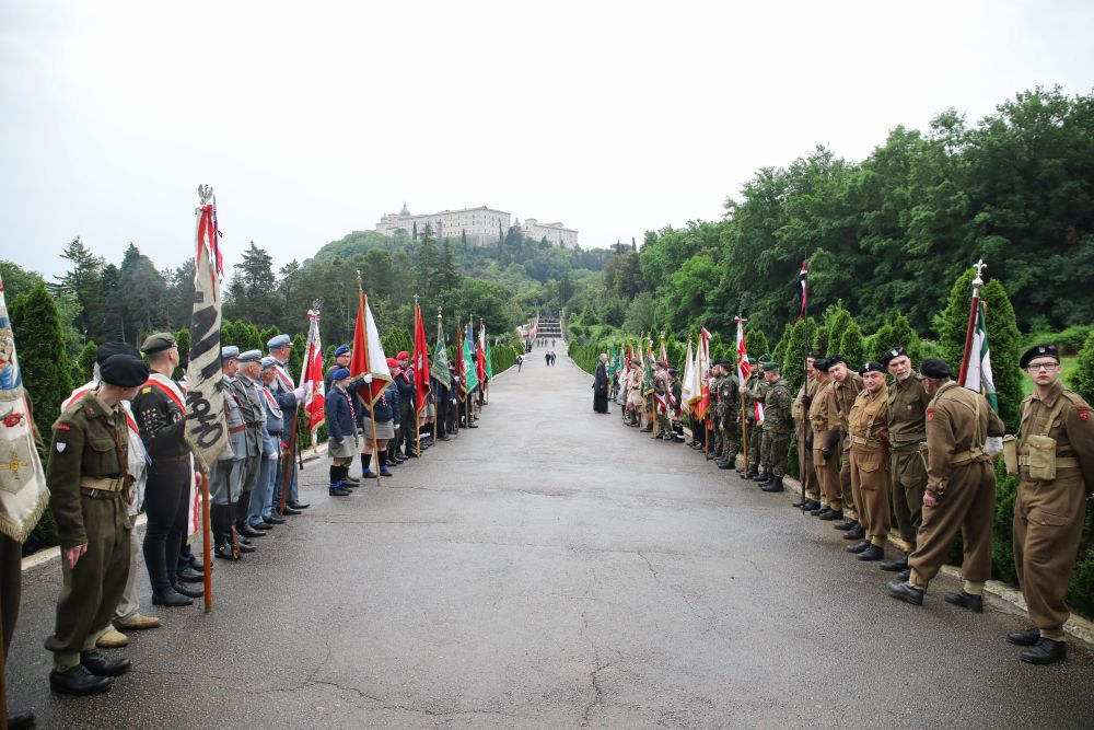 Uroczystości na Polskim Cmentarzu Wojennym pod Monte Cassino. 18.05.2024. Fot. PAP/A. Zawada