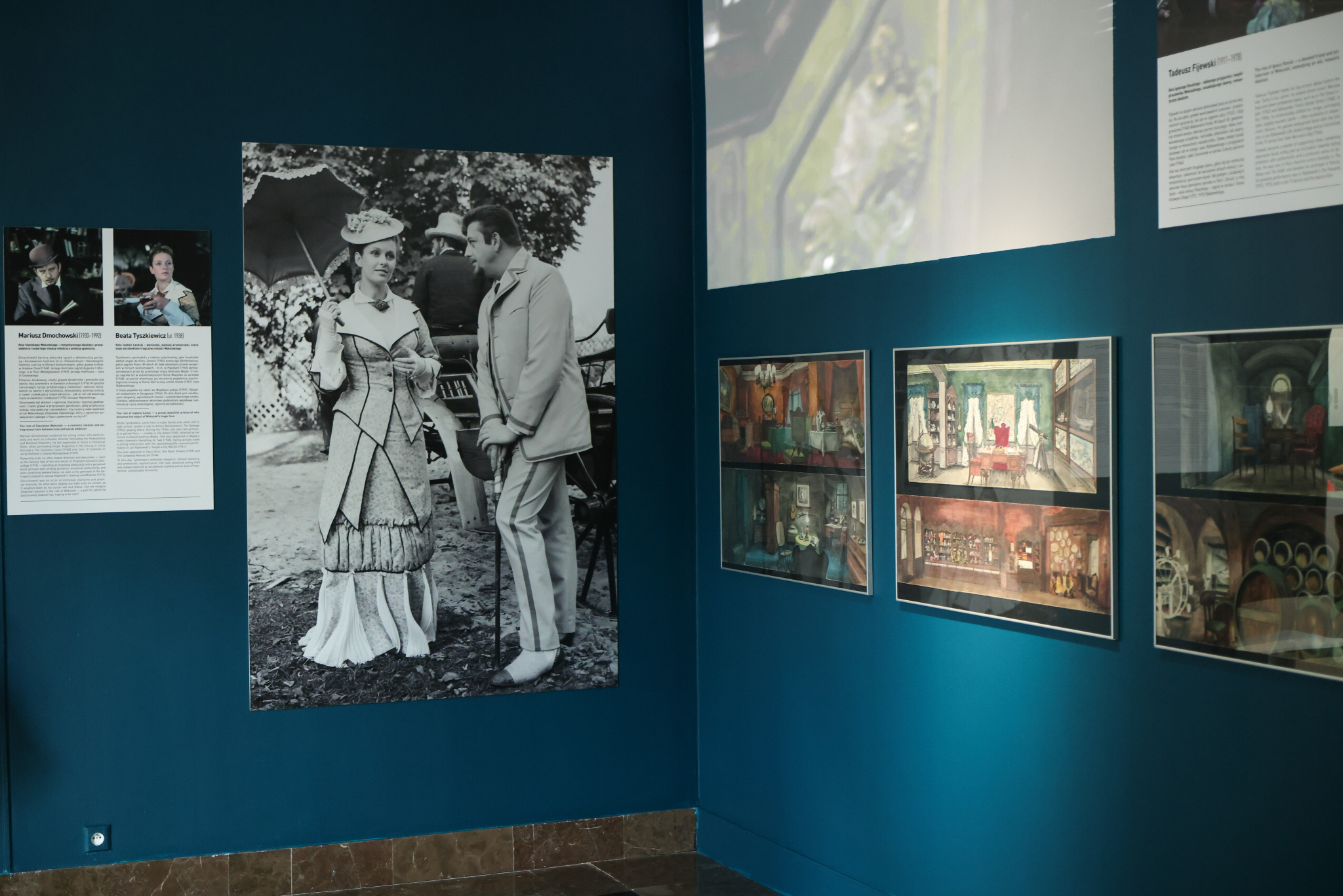Wystawa „»Lalka« Wojciecha Jerzego Hasa” w Kordegardzie - Galerii Narodowego Centrum Kultury. Fot. PAP/Albert Zawada