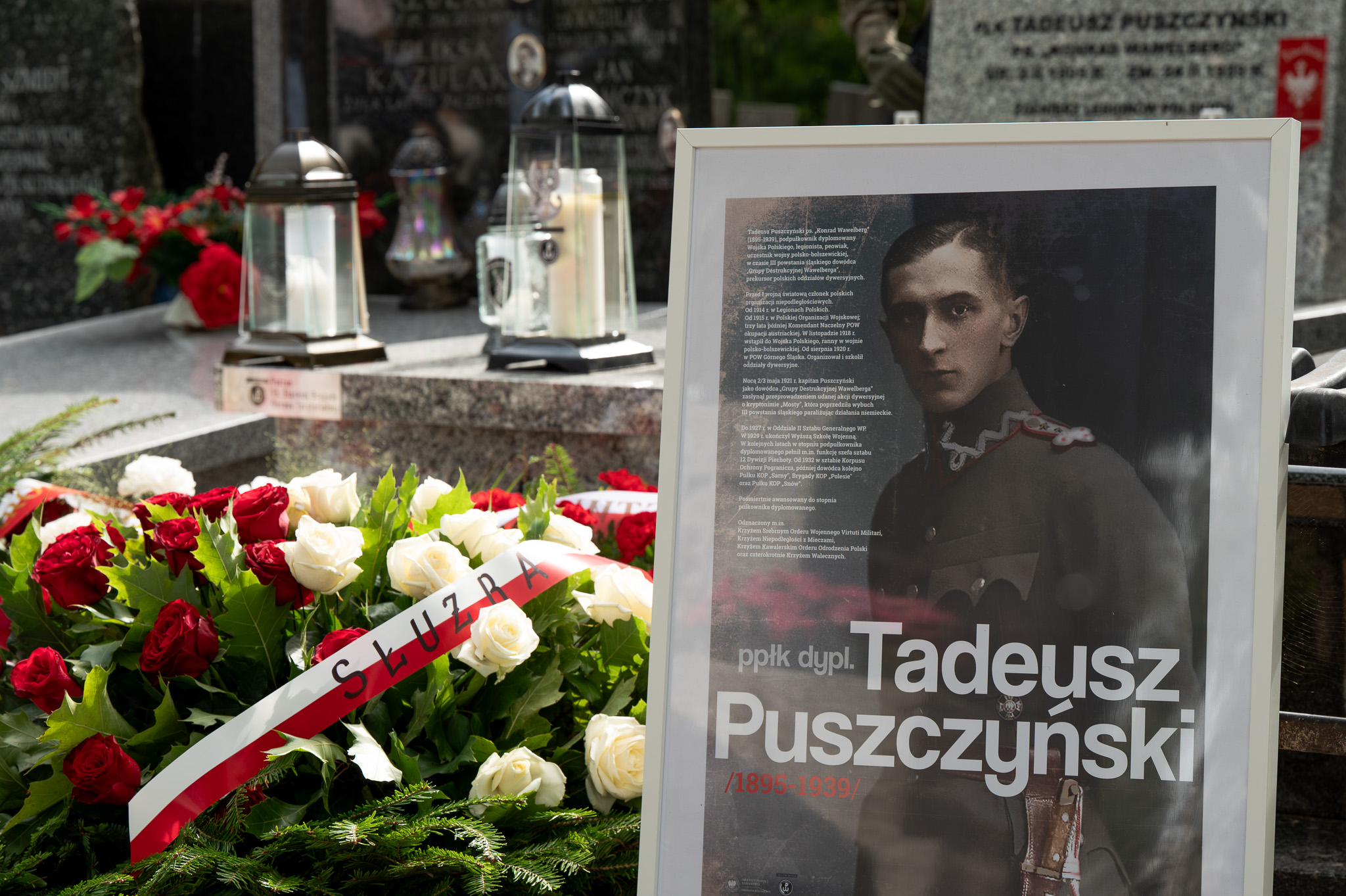 IPN oznaczył znakiem pamięci „Tobie Polsko” grób Tadeusza Puszczyńskiego. Fot. Krzysztof Łojko/IPN