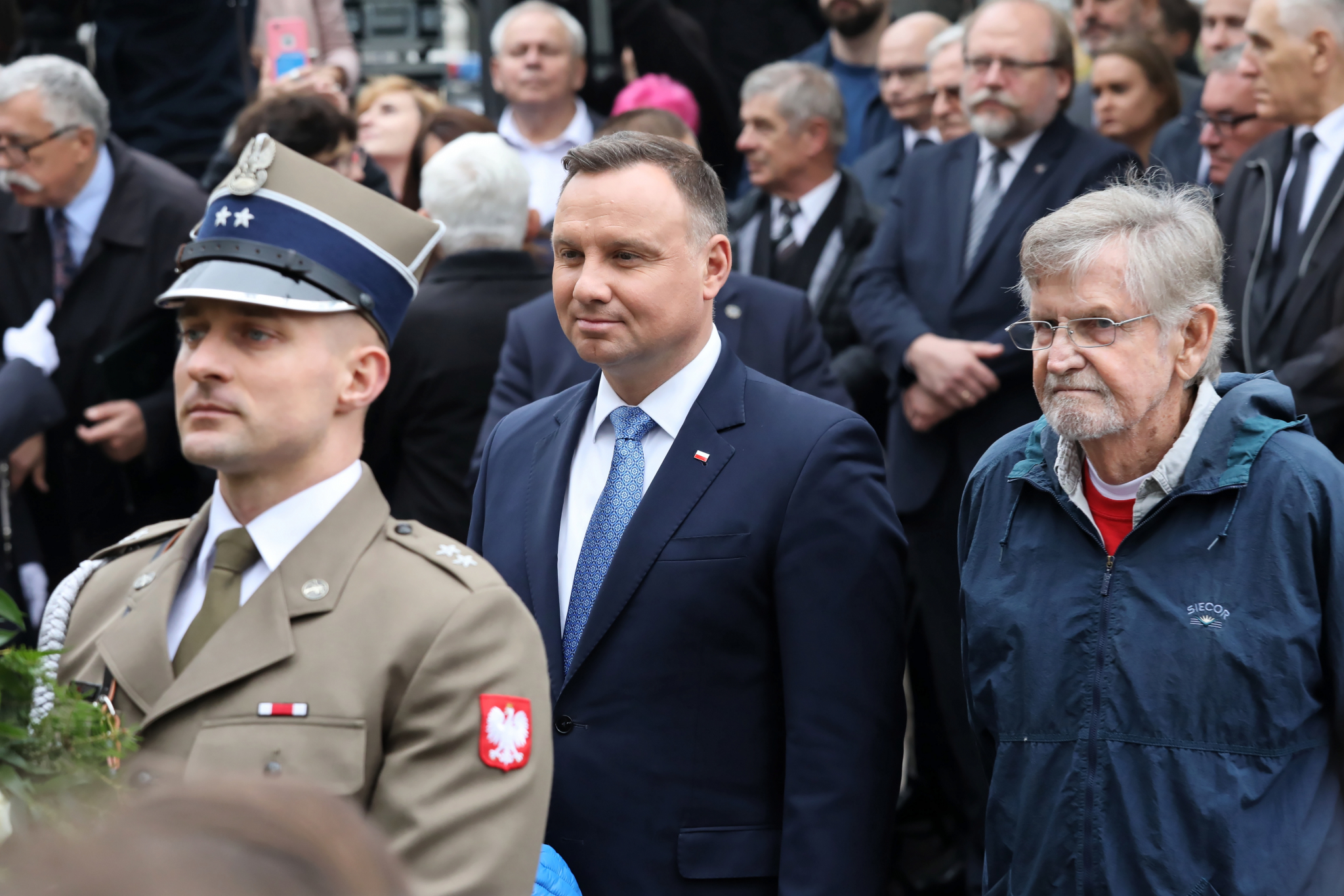 Feliks Korfanty i prezydent Andrzej Duda przed pomnikiem Wojciecha Korfantego w Warszawie, 25 października 2019 r. Fot. PAP/Tomasz Gzell