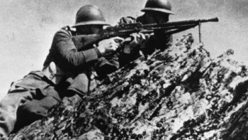 Żołnierze Samodzielnej Brygady Strzelców Podhalańskich w walkach o Narwik. 1940. Fot. PAP/CAF