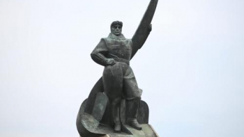 Pomnik Lotnika w Warszawie. Fot. PAP/R. Guz