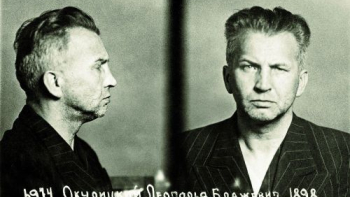 Fotografia gen. Leopolda Okulickiego wykonana w więzieniu NKWD na Łubiance. Źródło: IPN