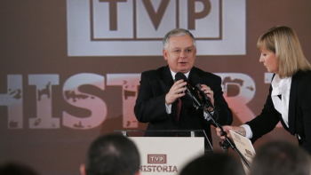 Prezydent RP Lech Kaczyński podczas inauguracji kanału TVP Historia. Fot. PAP/A. Wiktor 