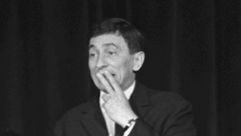Jerzy Dobrowolski w kabarecie "Owca". 1966 r. Fot. PAP/D. Rago