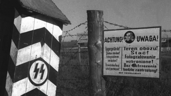 Teren b. niemieckiego nazistowskiego obozu koncentracyjnego na Majdanku. Fot. PAP/Archiwum