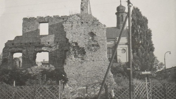 Ruiny Szpitala Jana Bożego w Warszawie. Źródło: CBN Polona