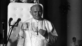 Papież Jan Paweł II. Fot. PAP/PAI/W. Kryński