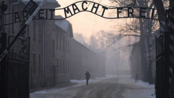Teren byłego niemieckiego obozu koncentracyjnego Auschwitz. Fot. PAP/A. Grygiel