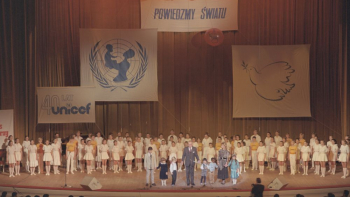Uroczysty konwent z okazji 40-lecia UNICEF. Warszawa, 11.12.1986. Fot. PAP/T. Prażmowski