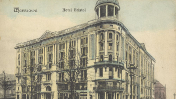 Hotel Bristol w Warszawie na pocztówce z pocz. XX w. Źródło: CBN Polona