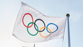 Flaga olimpijska. Fot. PAP/A. Warżawa