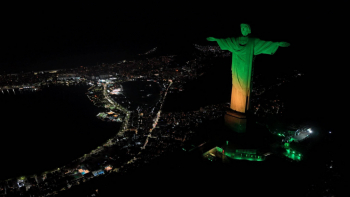Rio de Janeiro, rzeźba Chrystusa autorstwa Paula Landowskiego, fot. PAP/EPA/EFE/Antonio Lacerda