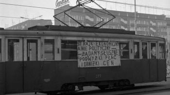 18 grudnia 1970 r. w Szczecinie. Fot. PAP/Andrzej Witusz 