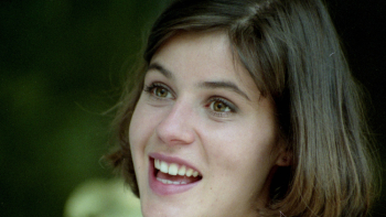 Irene Jacob - odtwórczyni głównej roli w filmie Krzysztofa Kieślowskiego „Podwójne życie Weroniki”. Fot. PAP/Jerzy Kosnik 