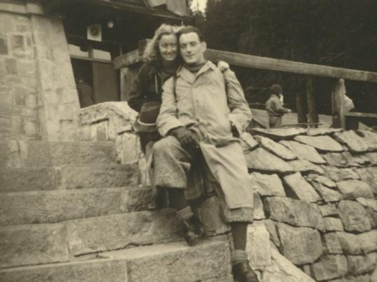 Edward Lubusch i Hildegarda podczas wycieczki w góry. Rok 1941. Fot. archiwum rodzinne