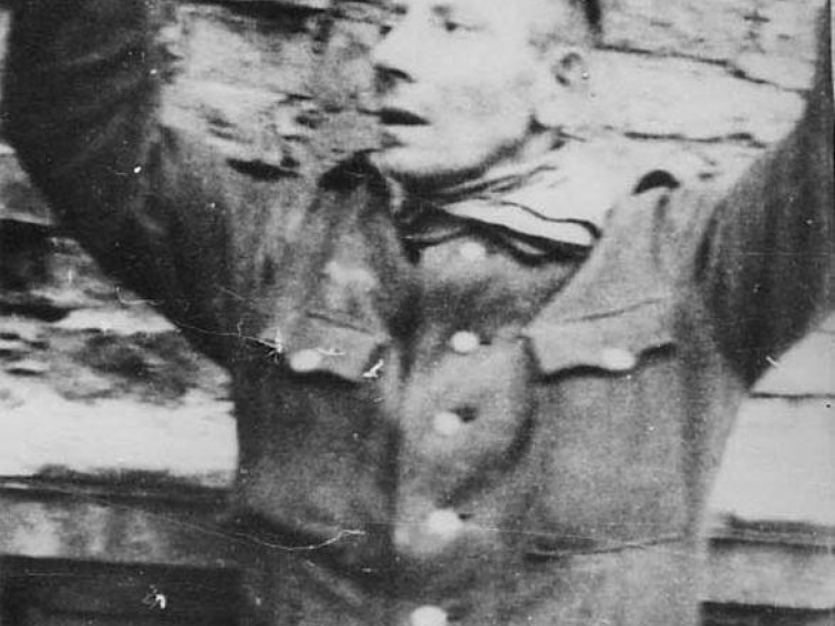 Jeniec niemiecki z małej PAST-y. 1944 r. Źródło: CAW