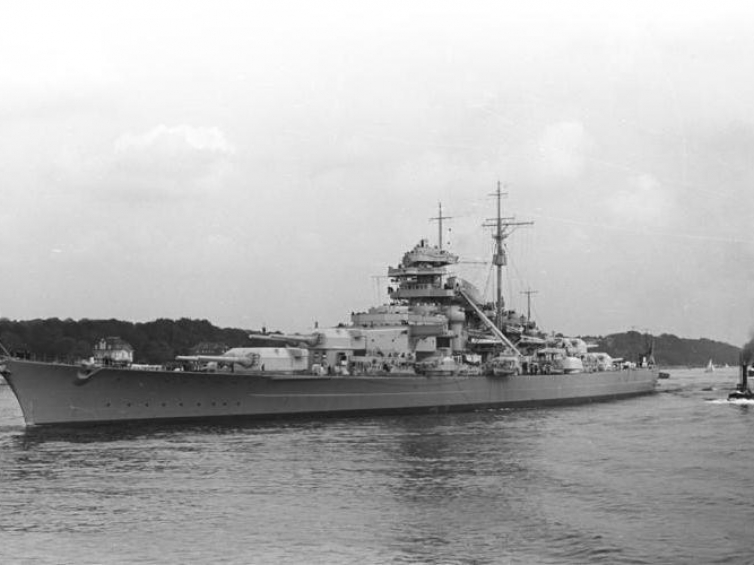 Niemiecki pancernik Bismarck. Źródło: Wikimedia Commons/Deutsches Bundesarchiv
