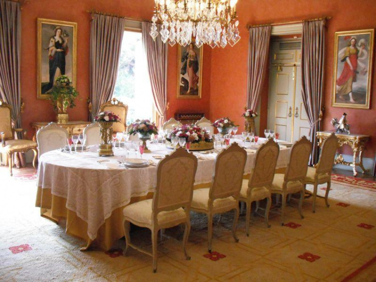 Pałac w podlizbońskim Belem, gdzie marszałek Piłsudski zjadł śniadanie z prezydentem Carmoną. Fot. Marcin Zatyka