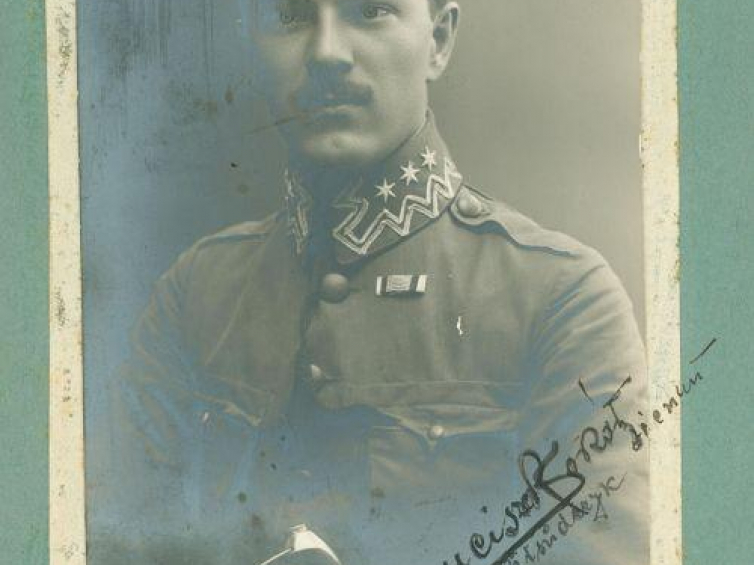 Portret legionisty, sierżanta Franciszka Sokoła, październik 1916 r., ze zbiorów Muzeum Historii Polski