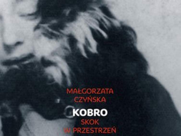 Książka „Kobro. Skok w przestrzeń” Małgorzaty Czyńskiej