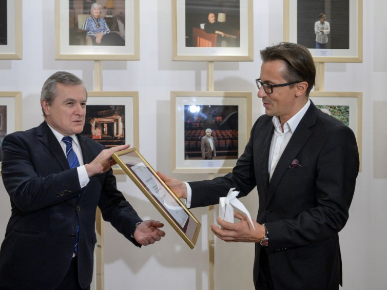 Przybyłowicz i Konior odebrali Doroczne Nagrody Ministra Kultury