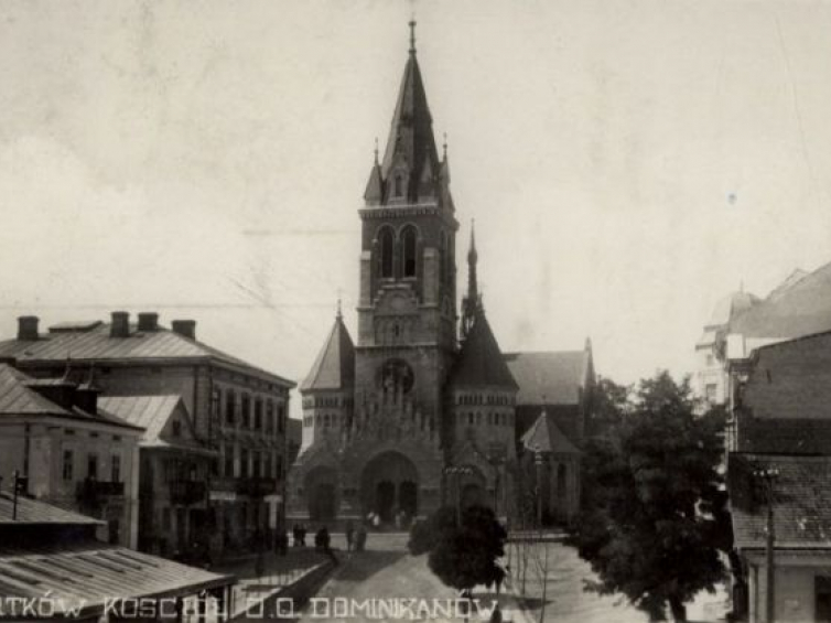 Kościół dominikanów pw. św. Stanisława w Czortkowie. 1936 r. Źródło: BN Polona