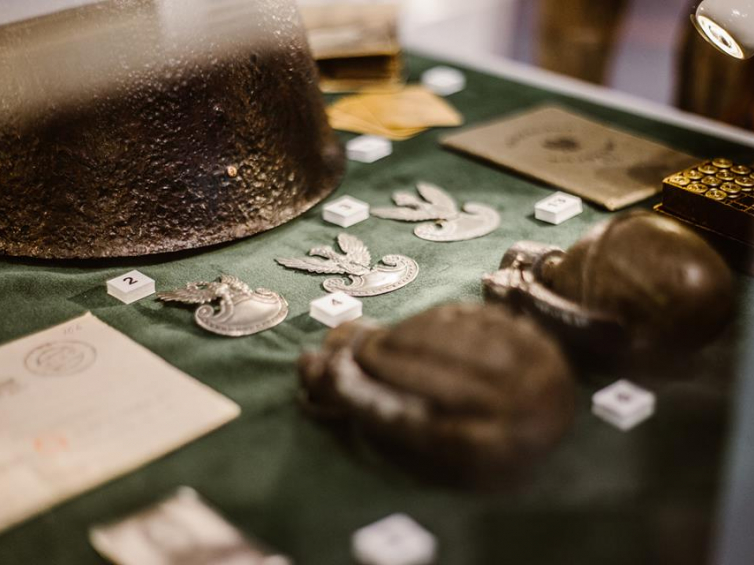 Wielkie Mi Uczyniła Pustki W Domu Moim Warszawa: "Małe Wielkie Historie" – wystawa Muzeum Historii Polski w