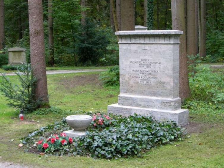  Nagrobek Romana Kochanowskiego na cmentarzu Waldfriedhof w Monachium. Fot. Krzysztof Jurków
