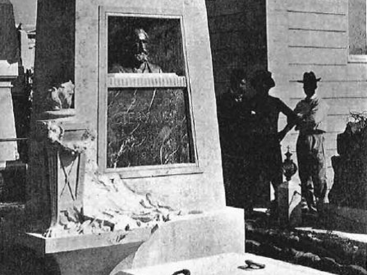 Pomnik Aleksandra Gierymskiego na cmentarzu Campo Verano w Rzymie. Źródło: Architekt, Z.XII, 1906, ryc.169