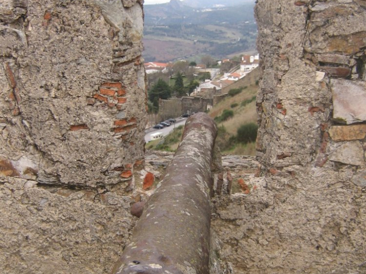 Zamek w Marvao, przy wschodniej granicy Portugalii z Hiszpanią, był w przeszłości świadkiem konfliktów między oboma krajami, o czym pisali do Polski rycerze i królewscy wysłannicy. Fot. Marcin Zatyka