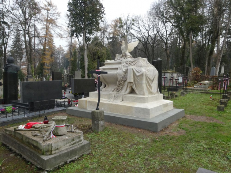Pomnik Chwały na Cmentarzu Łyczakowskim po pracach konserwatorskich. Fot. D. Janiszewska-Jakubiak