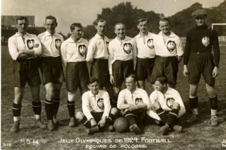 Reprezentacja Polski w piłce nożnej na IO w Paryżu 1924. Fot. Muzeum Sportu i Turystyki