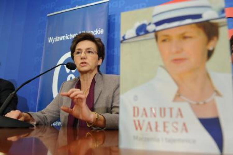 Danuta Wałęsa na konferencji prasowej poświęconej książce "Marzenia i tajemnice". Fot. PAP/J. Turczyk 