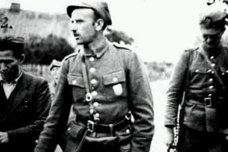 Mjr Zygmunt Szendzielarz "Łupaszka", wachm. Wacław Beynar "Orszak" i por. Jerzy Jezierski "Stefan". Fot. IPN