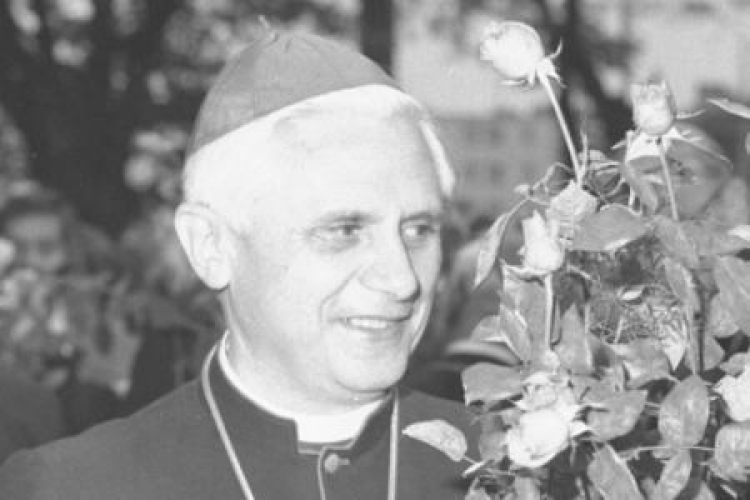 Kardynał Joseph Ratzinger. Fot. PAP/A. Hawałej