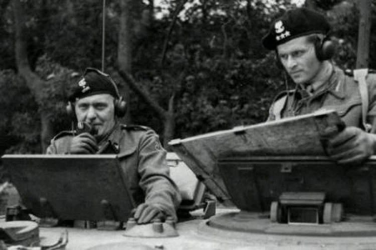 1 Dywizja Pancerna, Scarborough, lipiec 1944.  Gen. Stanisław Maczek i rotmistrz T. Wysocki. Fot. NAC