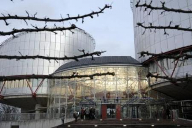 Budynek Europejskiego Trybunału Praw Człowieka w Strasburgu. Fot. PAP/EPA/Ch. Karaba Budynek Europejskiego Trybunału Praw Człowieka w Strasburgu. Fot. PAP/EPA/Ch. Karaba