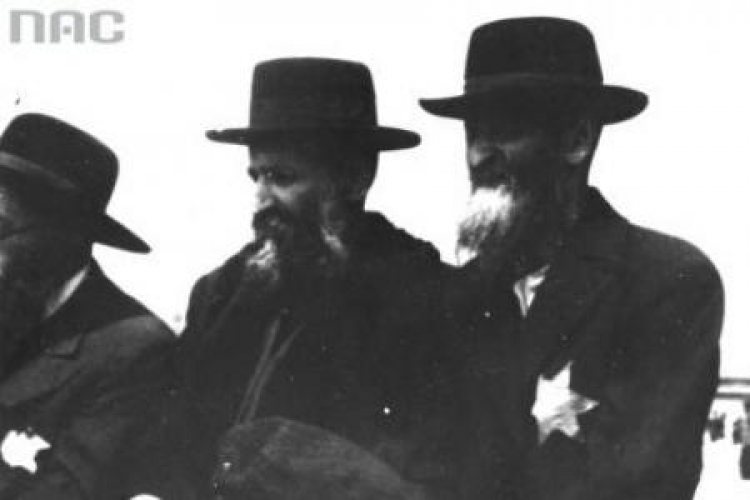 Żydzi w getcie. Fot. NAC