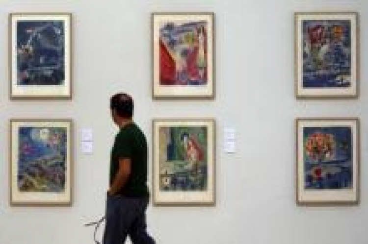 Wystawa prac Marca Chagalla. Fot. PAP/EPA/J. Etxezarreta