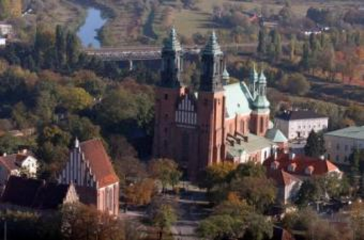 Ostrów Tumski - katedra, Poznań. Fot. PAP/A. Ciereszko 