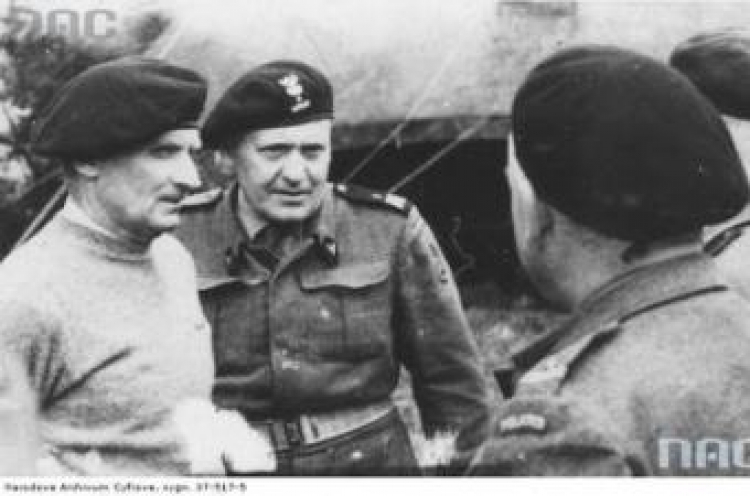 Marszałek Bernard Montgomery i generał Stanisław Maczek. Fot NAC