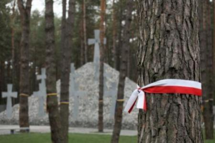 Cmentarz wojenny w Kijowie-Bykowni. Fot. PAP/P. Supernak